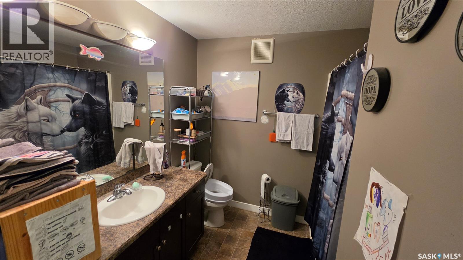 463 Halifax STREET - 5