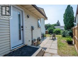 44 Templehill Drive Ne, Calgary, AB T1Y4C3 Photo 33