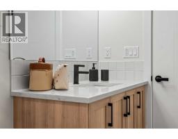 2061 Vantage Way SW - photo 34