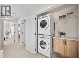 2061 Vantage Way SW - photo 35