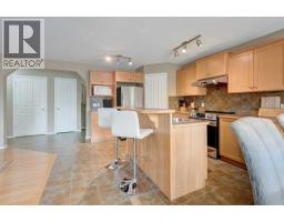 2pc Bathroom - 10 Cranfield Park Se, Calgary, AB T3M1B2 Photo 9