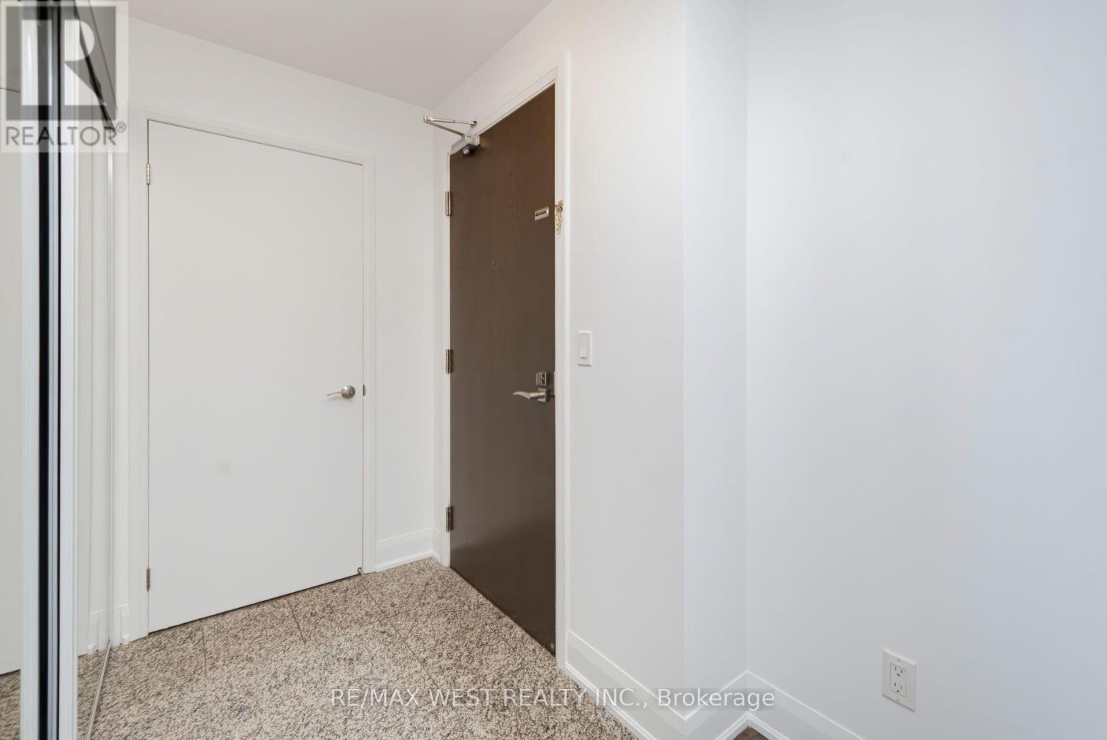 605 - 2900 HIGHWAY 7, Vaughan (Concord) — photo 8