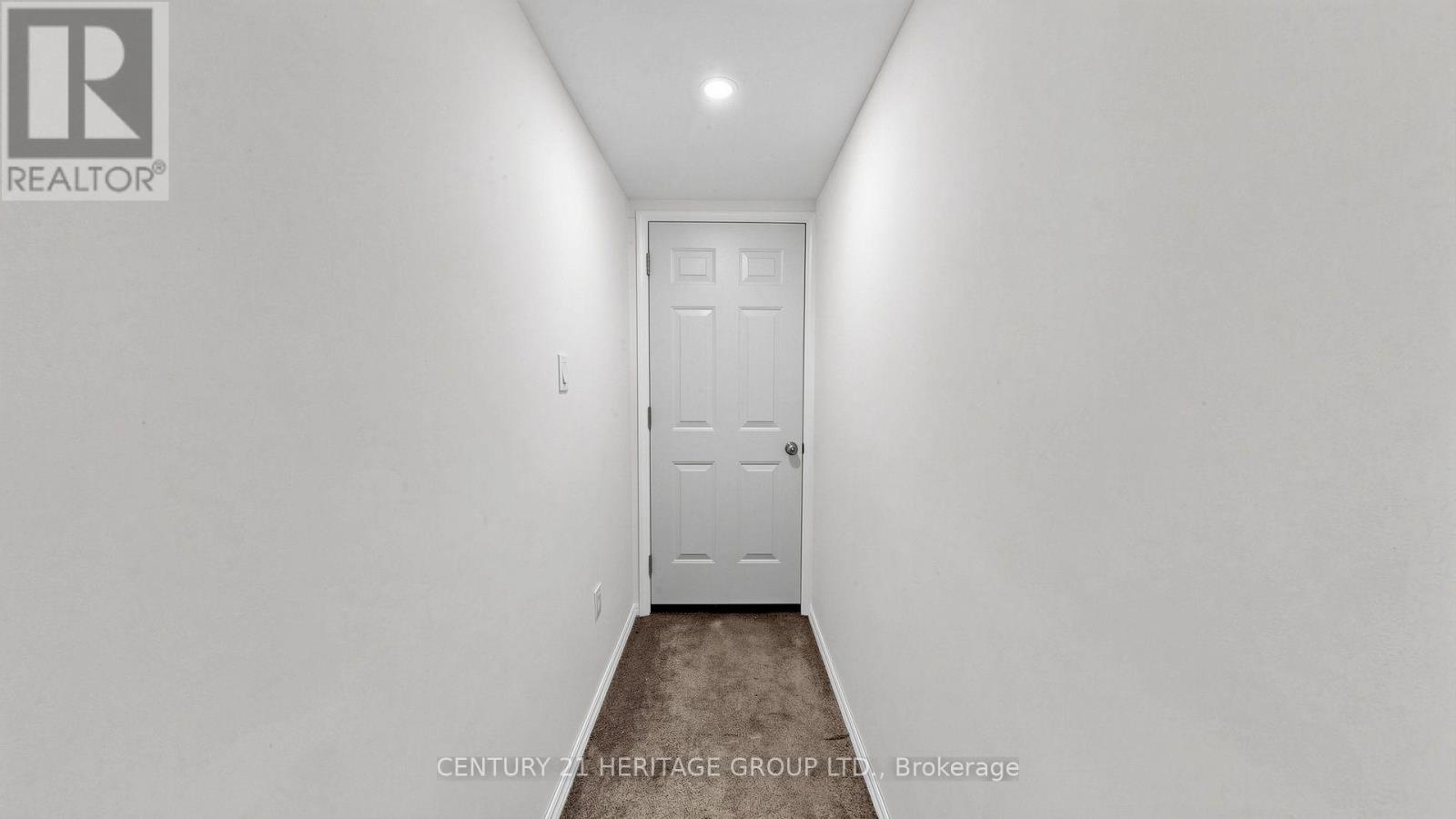 70 ROYAL ORCHARD BOULEVARD - 48