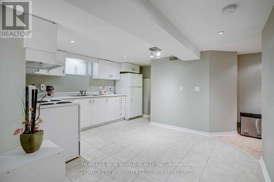 LOWER - 294 TAYLOR MILLS DRIVE S, Richmond Hill (Crosby) — photo 2