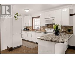 1372 Islington Avenue, Toronto, ON M9A3K6 Photo 13