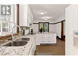 1372 Islington Avenue, Toronto, ON M9A3K6 Photo 16