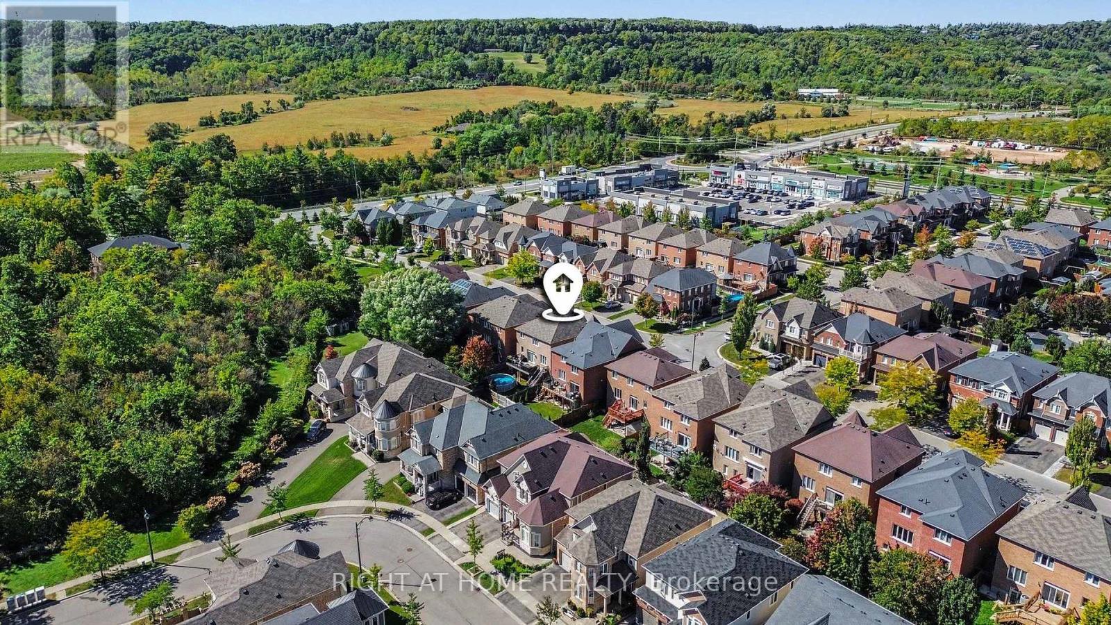 420 KINCARDINE TERRACE - 32