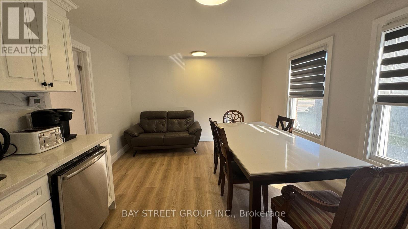 UNIT 1 - 5737 STANLEY AVENUE, Niagara Falls (Hospital) — photo 5
