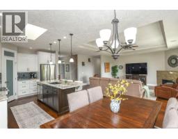 Living room - 2763 Fife Pl, Courtenay, BC V9N4A6 Photo 11
