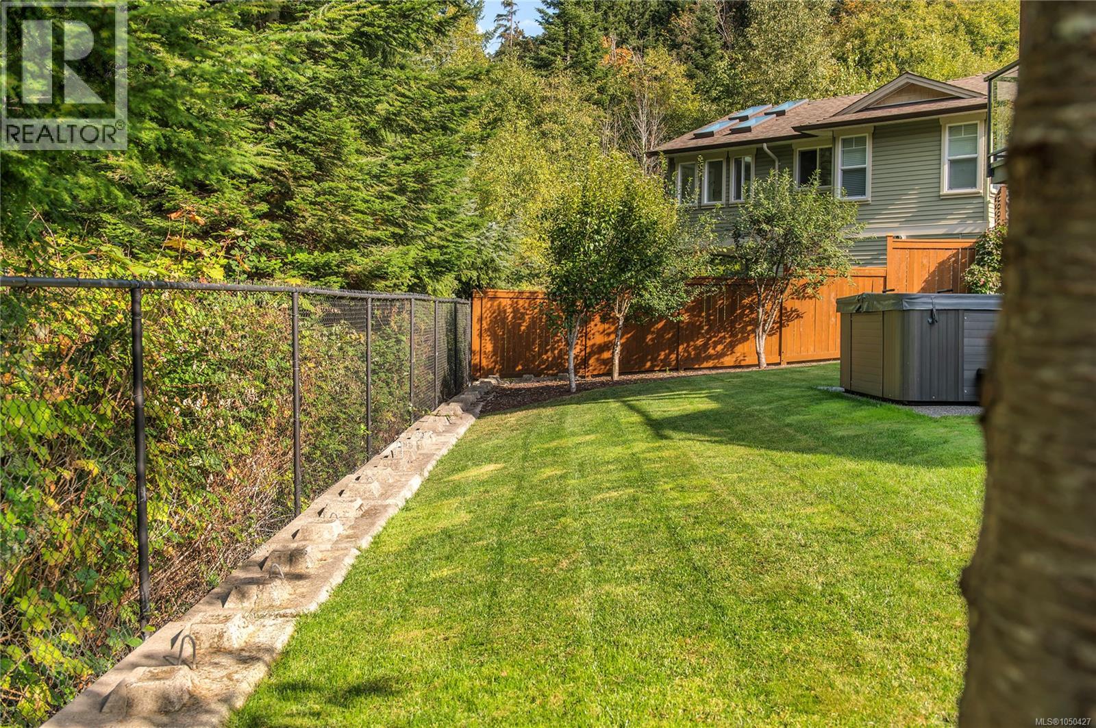 #13 100 McPhedran Rd - 48