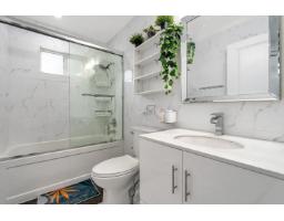 10865 152 Street, Surrey, BC V3R4H3 Photo 6