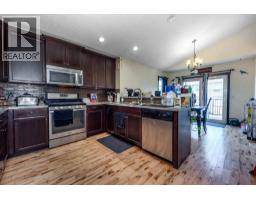 Primary Bedroom - 100 Willow Ridge Link, Diamond Valley, AB T0L0H0 Photo 8