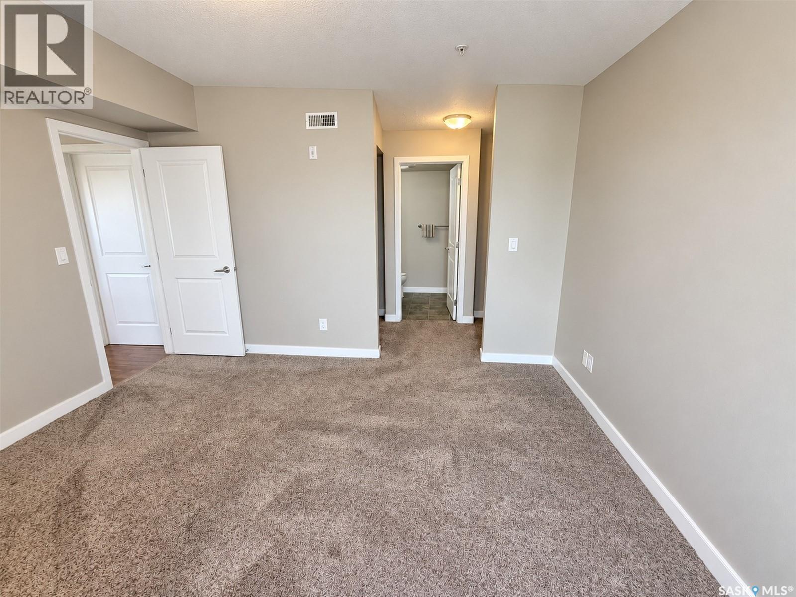 #205 2311 Windsor Park ROAD - 20