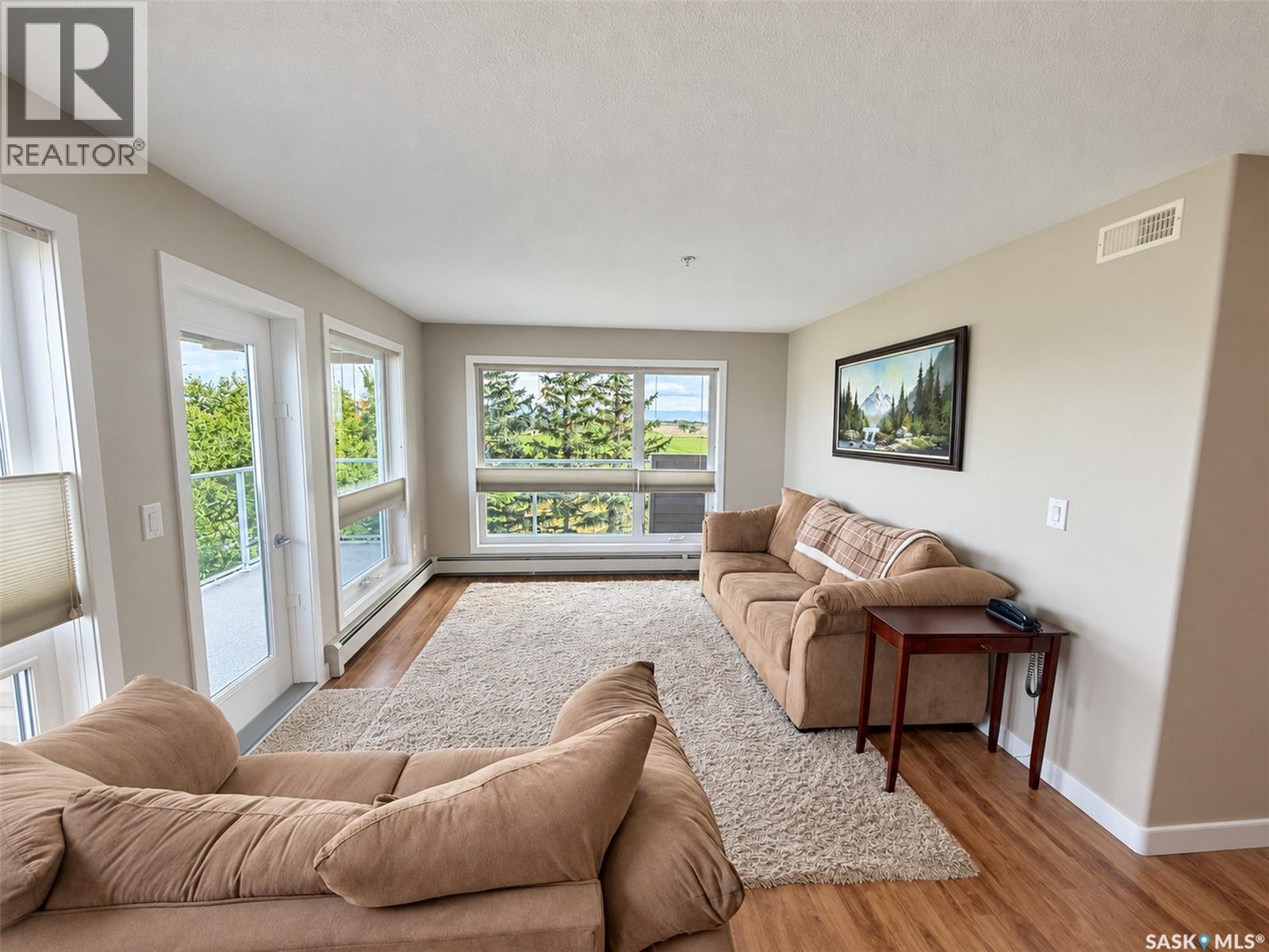#205 2311 Windsor Park ROAD - 9
