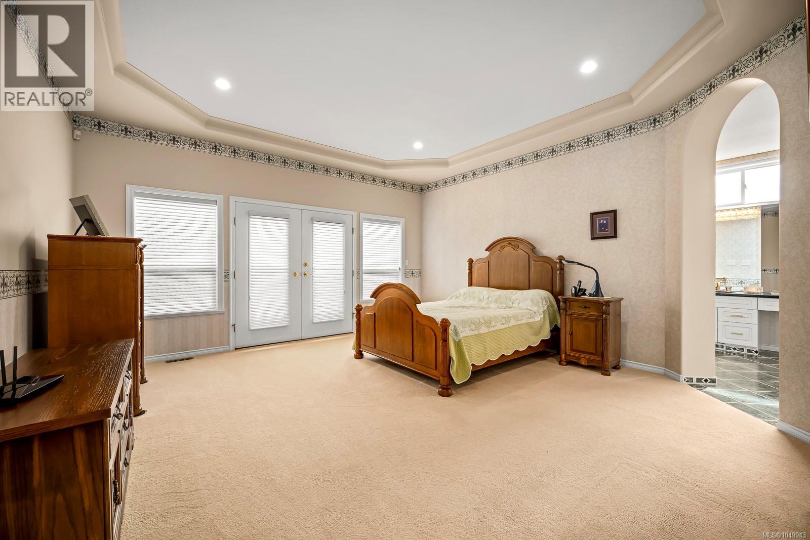 1292 Hudson Rd - 34