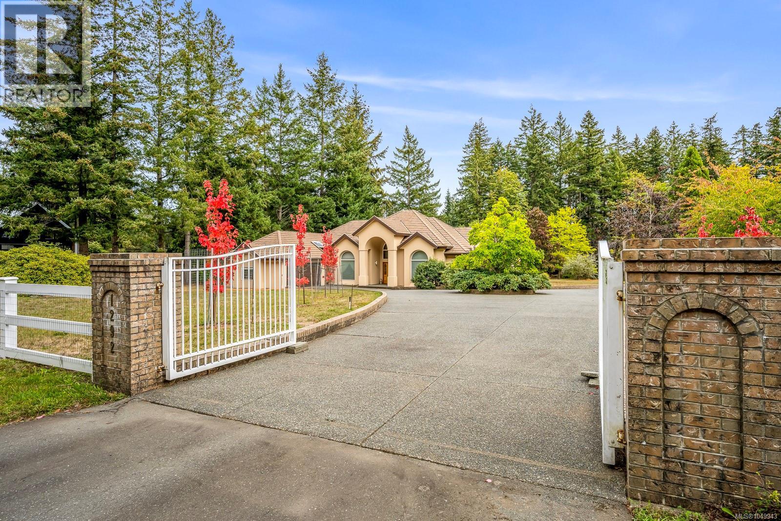 1292 Hudson Rd - 6