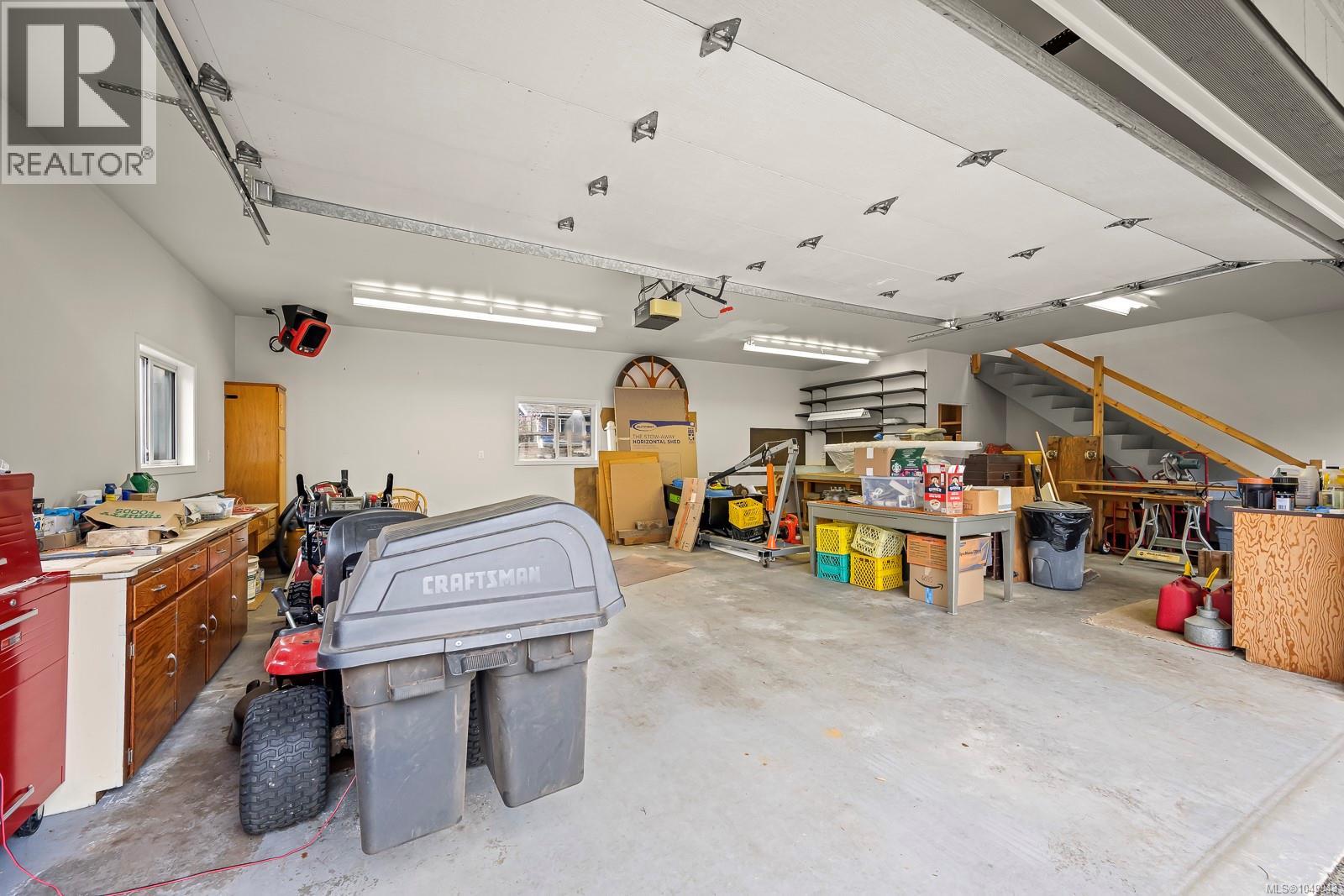 1292 Hudson Rd - 29