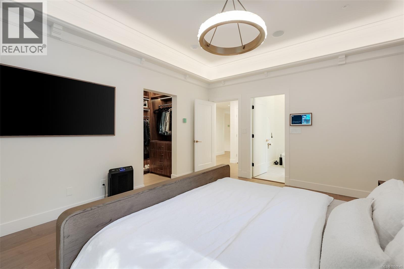 8401 Lawrence Rd - 36