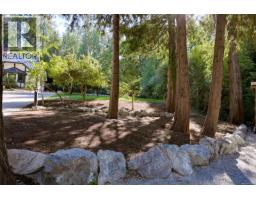8401 Lawrence Rd, Central Saanich, BC V8M1S5 Photo 70