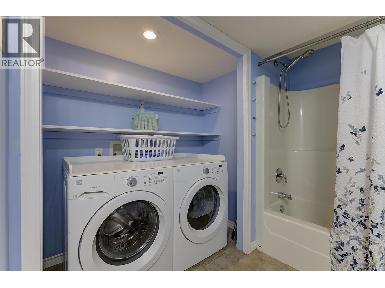  2280 Shannon Hills Drive, West Kelowna