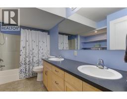 2280 Shannon Hills Drive, West Kelowna, BC V4T2P1 Photo 45