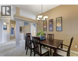 Kitchen - 2280 Shannon Hills Drive, West Kelowna, BC V4T2P1 Photo 7