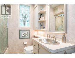107 Bond Street S, Hamilton, ON L8S1S9 Photo 32