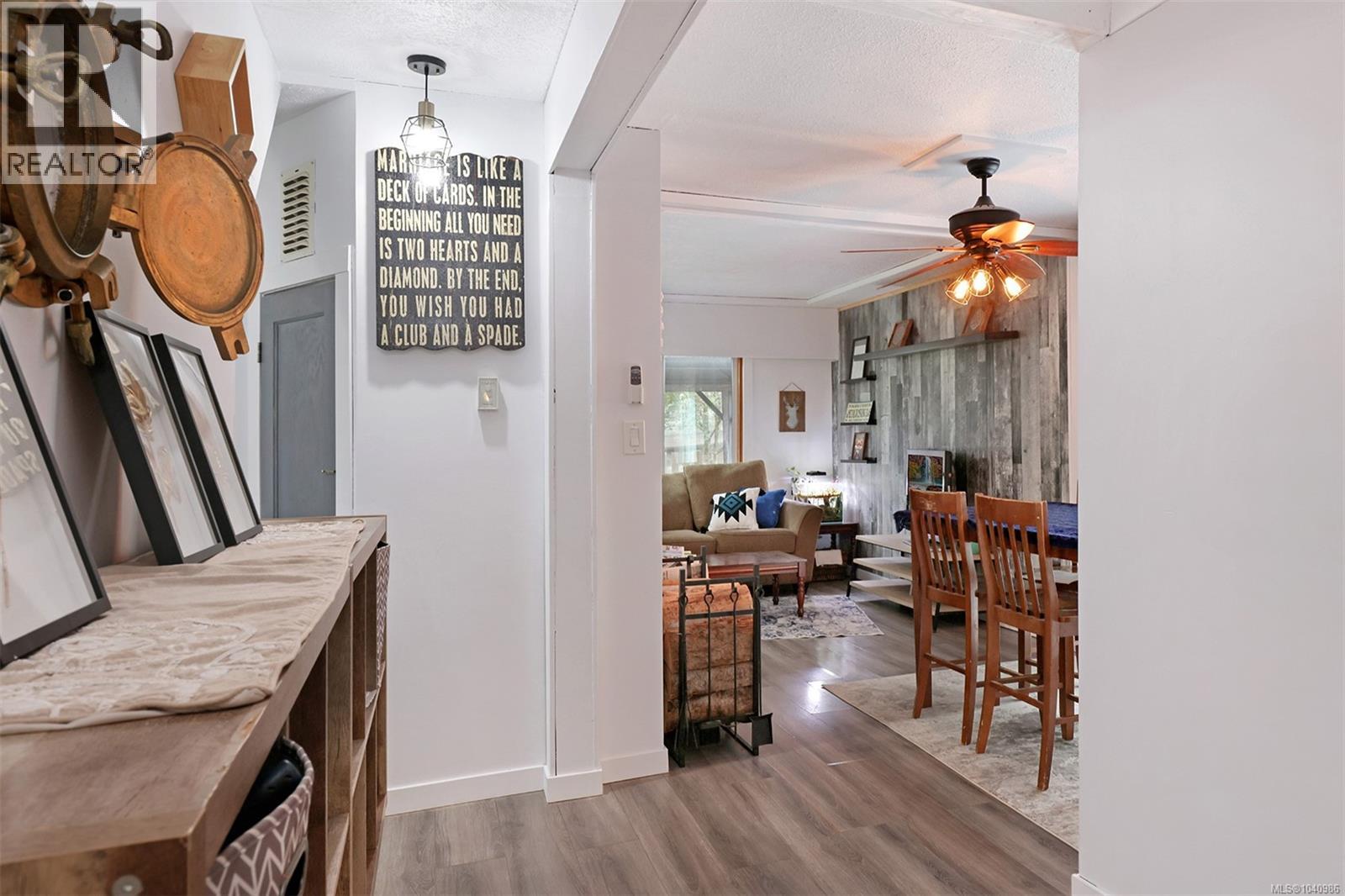 3863 Howard Ave - Image 20