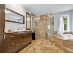 Workshop - 108 Rue Du Gui, Cantley, QC J8V2V8 Photo 14