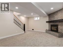 7956 71 Avenue Nw, Calgary, AB T3B4J3 Photo 27