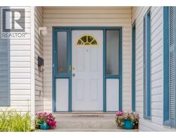 7956 71 Avenue Nw, Calgary, AB T3B4J3 Photo 38