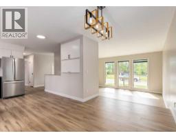 Bedroom - 7956 71 Avenue Nw, Calgary, AB T3B4J3 Photo 9