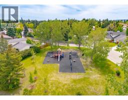 7956 71 Avenue Nw, Calgary, AB T3B4J3 Photo 40