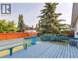 7956 71 Avenue Nw, Calgary, AB T3B4J3 Photo 44