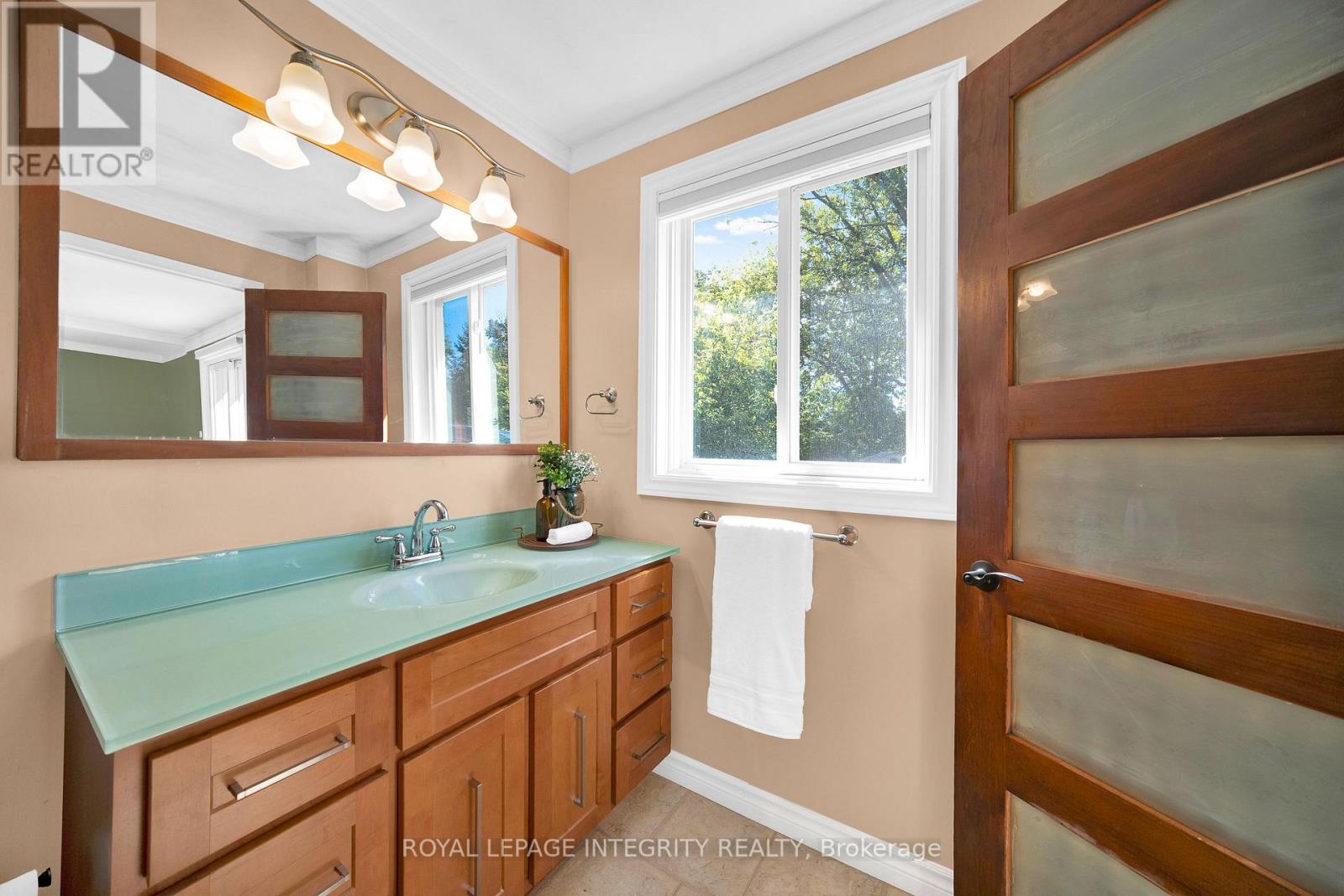32 PHILLIPS STREET - Image 24