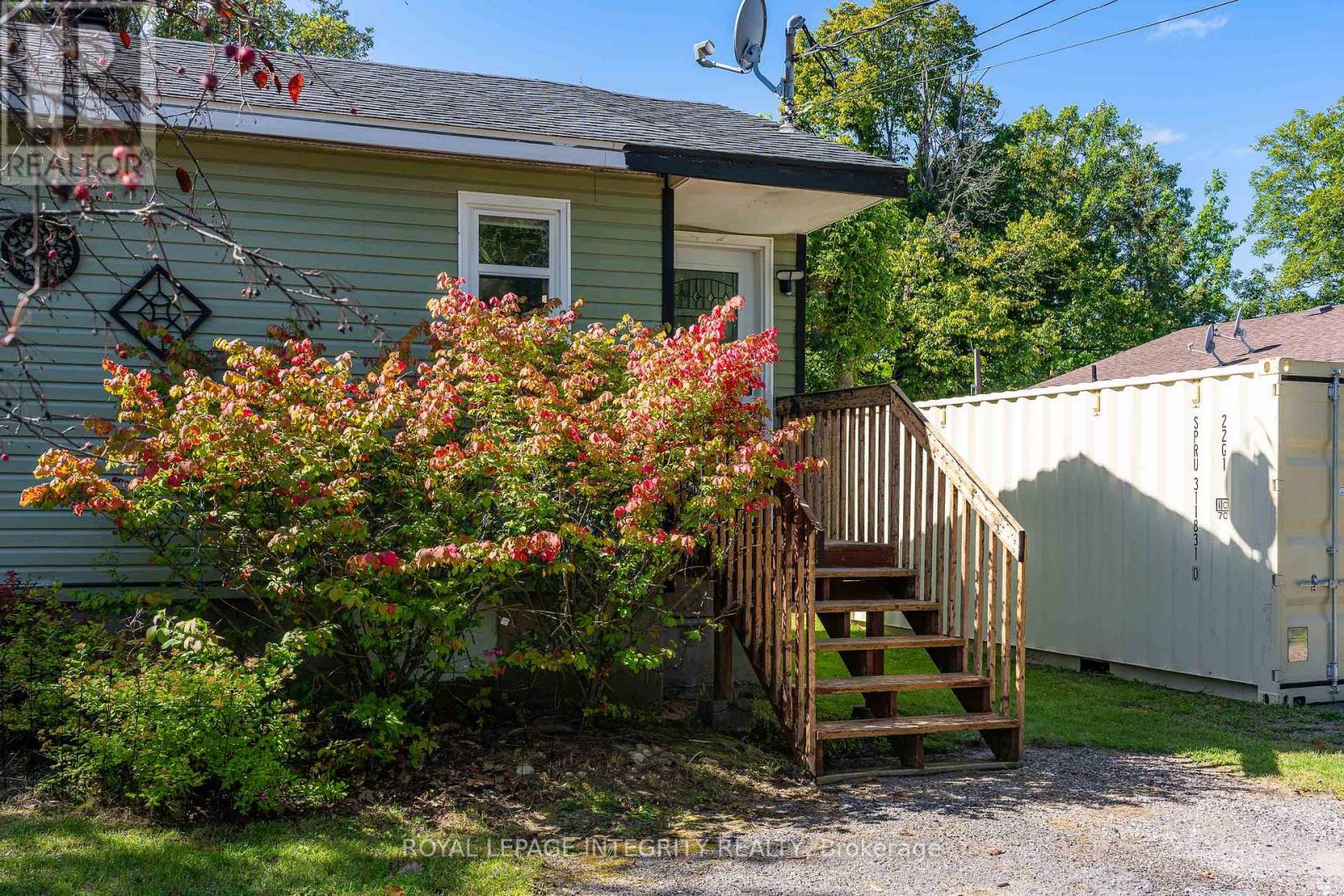 32 PHILLIPS STREET, McNab/Braeside — photo 3
