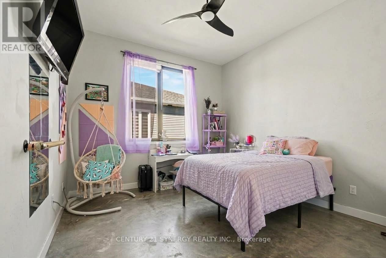 54 ADAM STREET - 18