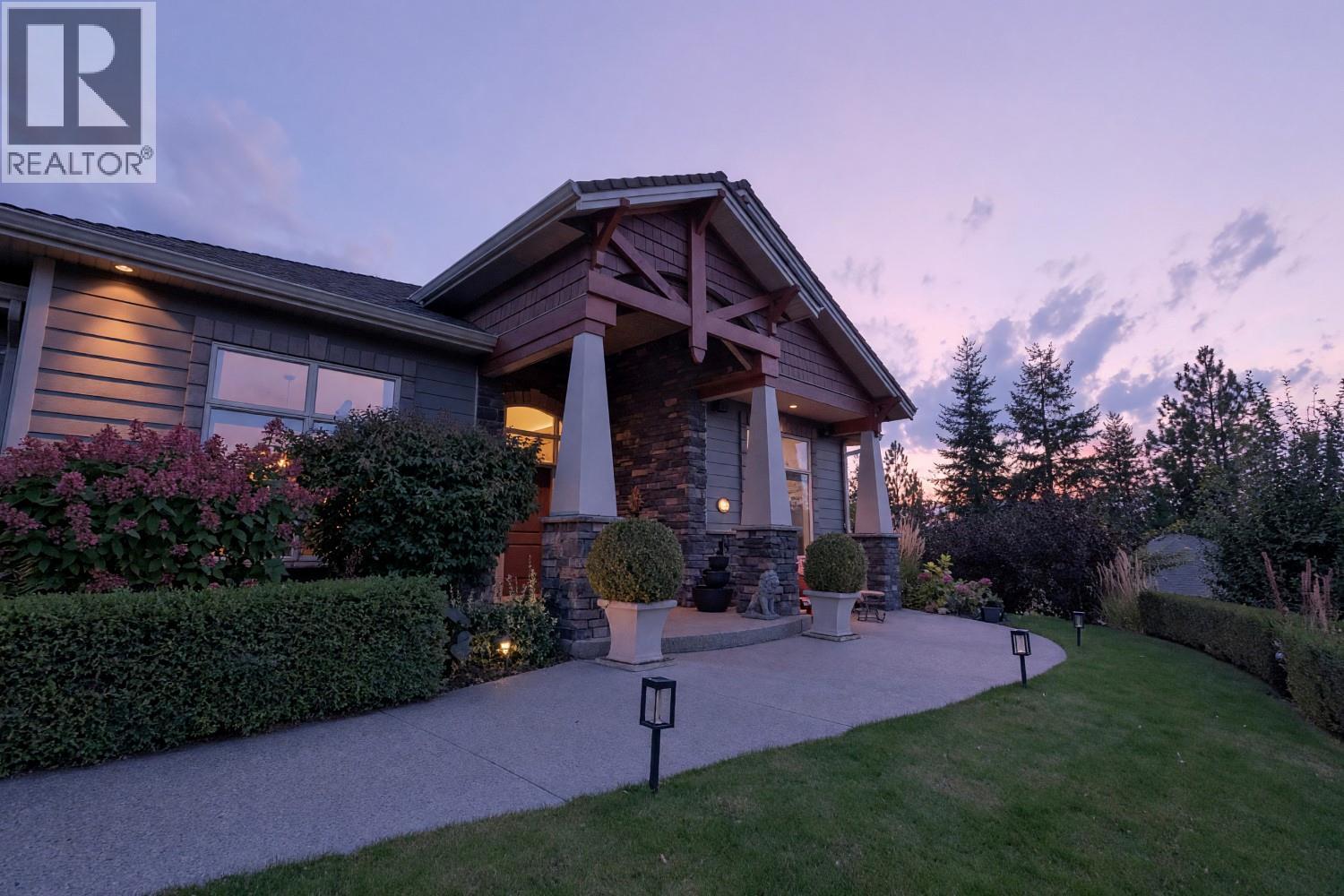  3420 Camelback Drive, Kelowna