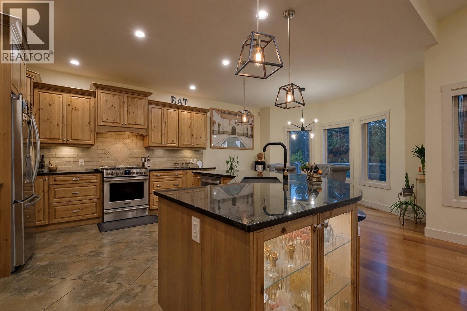  3420 Camelback Drive, Kelowna