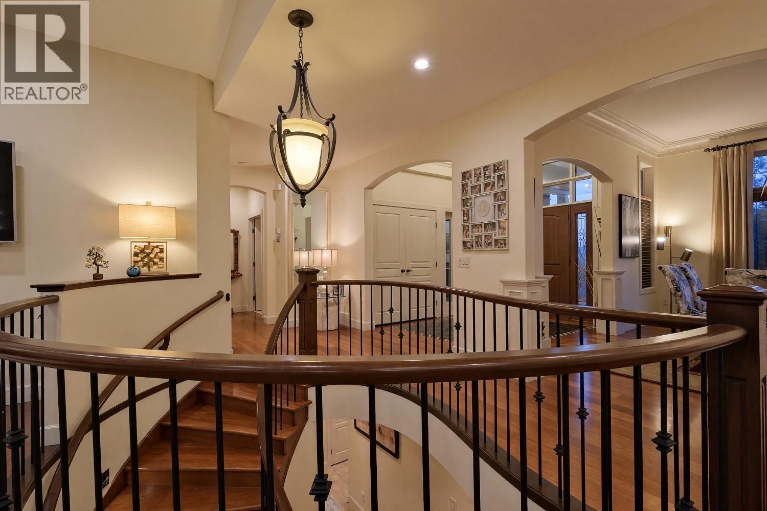3420 Camelback Drive - 33
