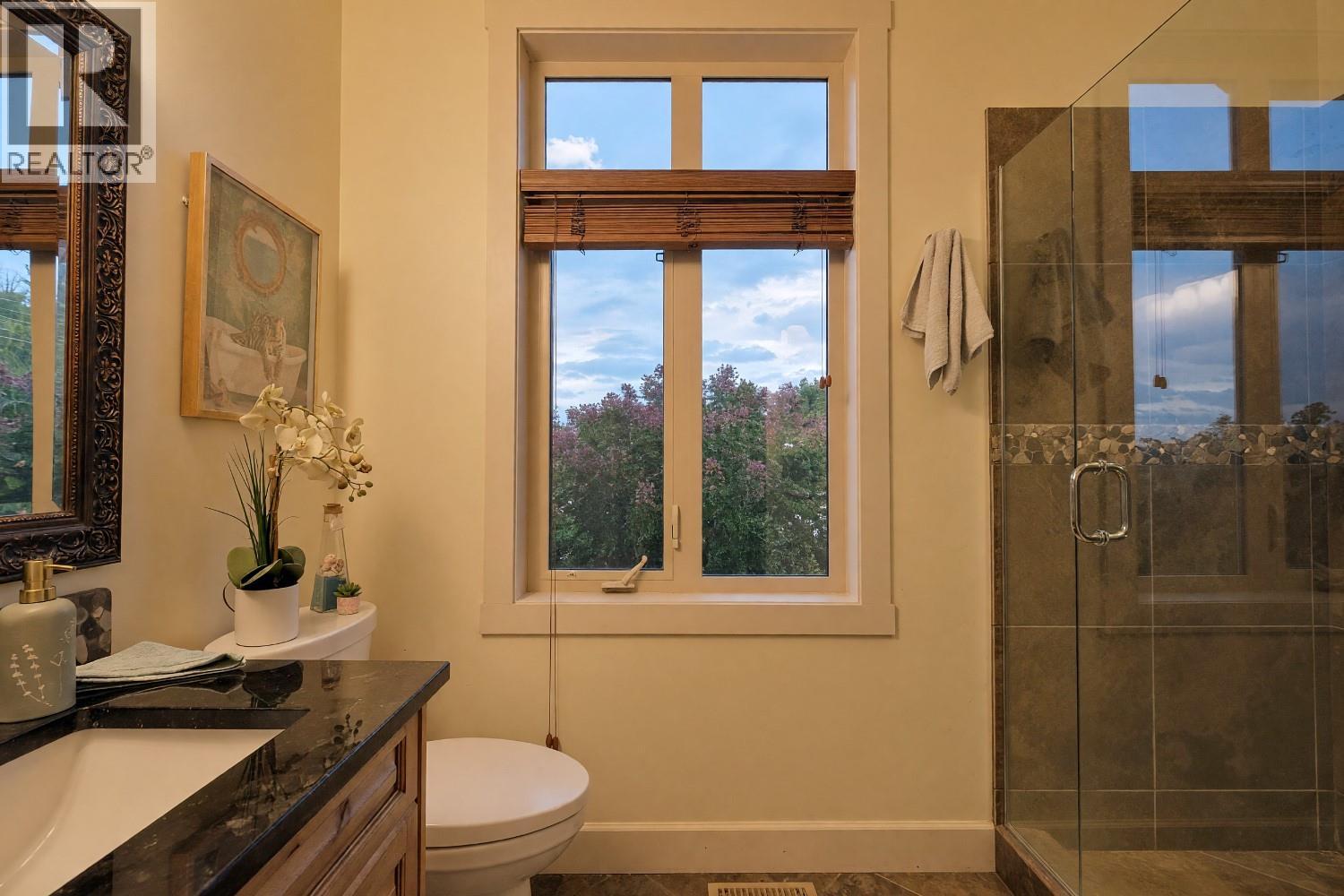  3420 Camelback Drive, Kelowna