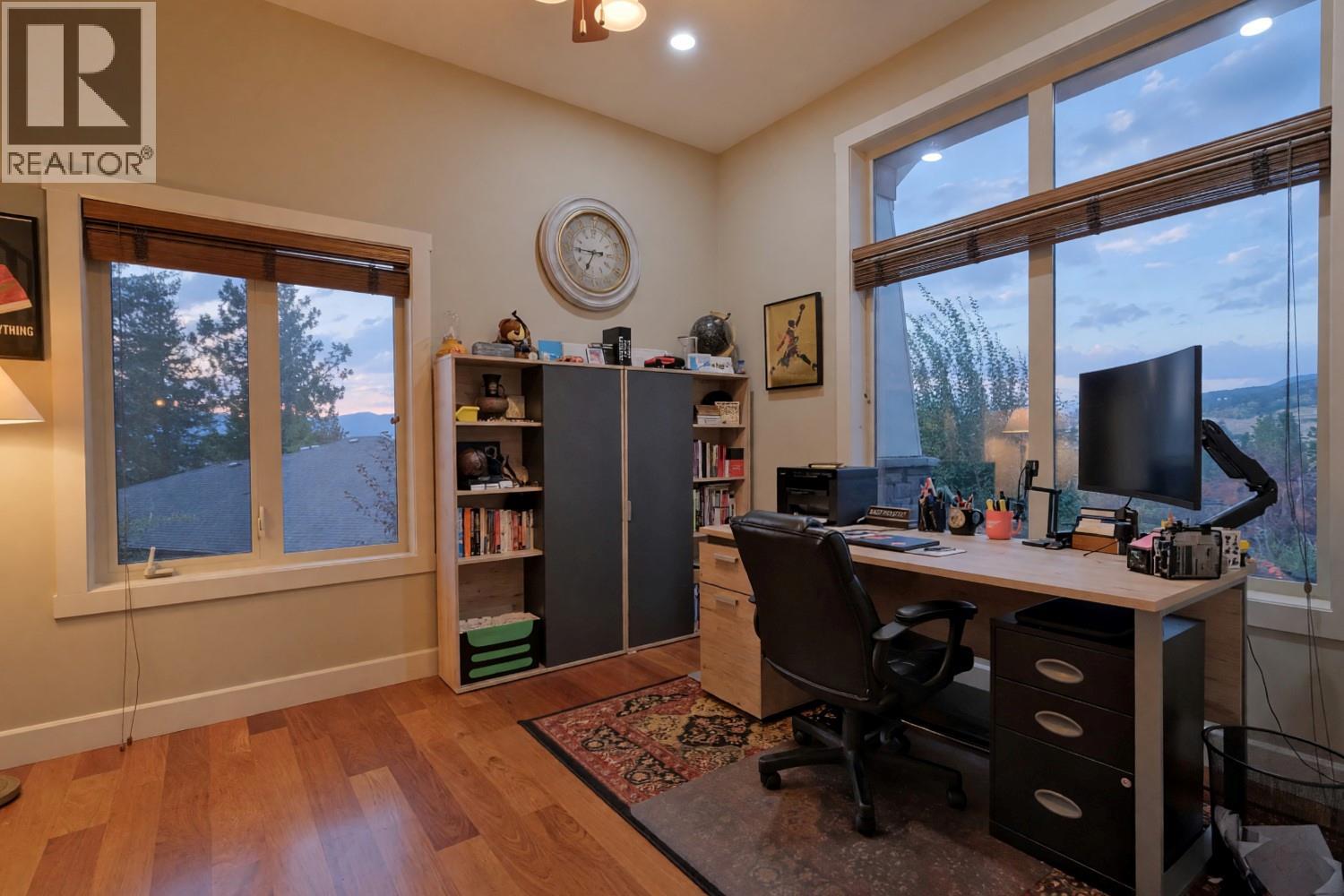  3420 Camelback Drive, Kelowna