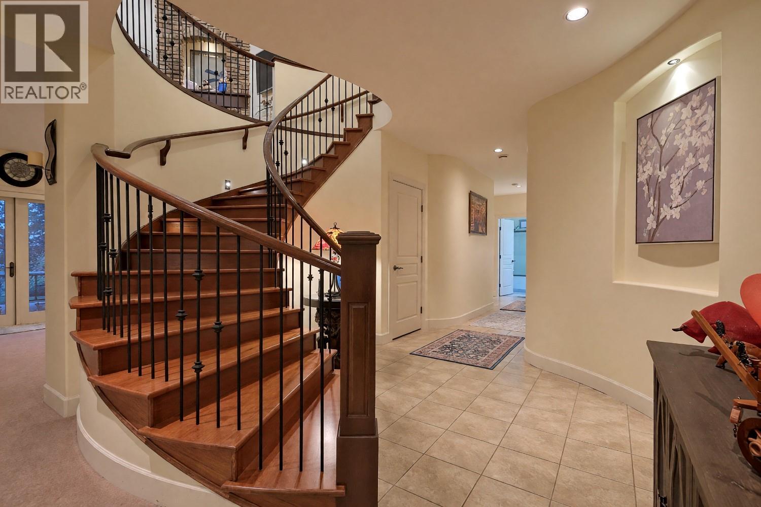  3420 Camelback Drive, Kelowna