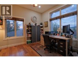 Bedroom - 3420 Camelback Drive, Kelowna, BC V1X8A8 Photo 16