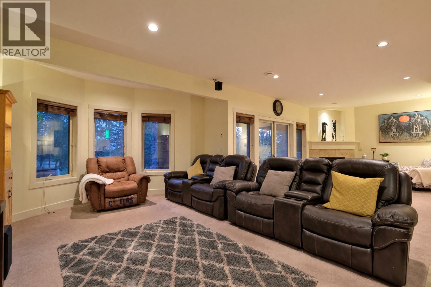  3420 Camelback Drive, Kelowna