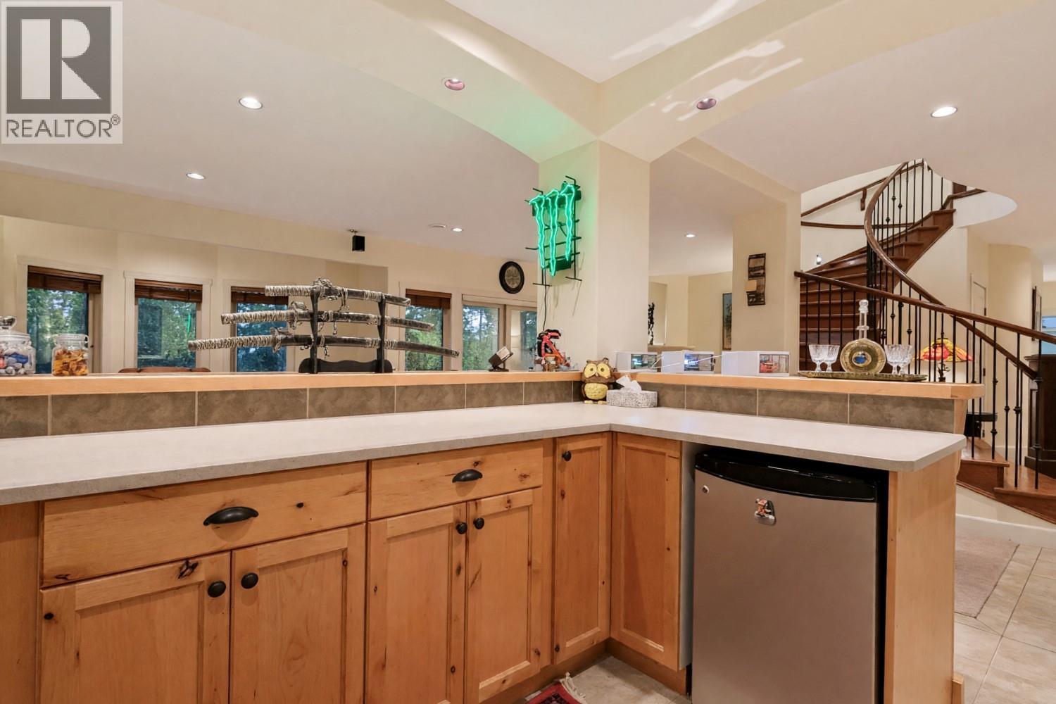 3420 Camelback Drive, Kelowna