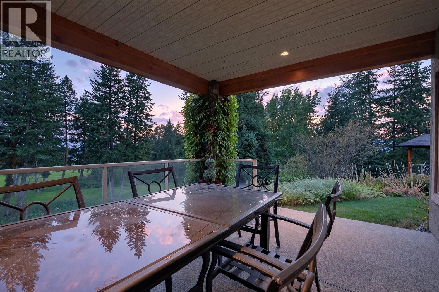  3420 Camelback Drive, Kelowna