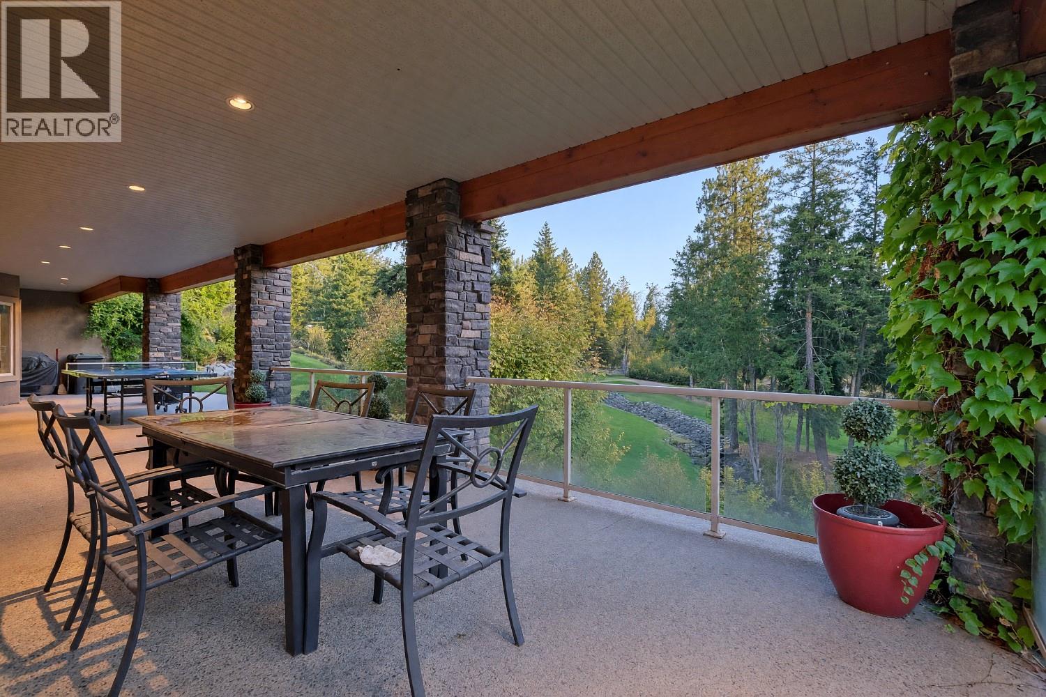  3420 Camelback Drive, Kelowna