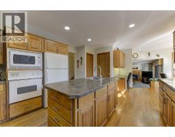 Office - 1385 Mountain Avenue, Kelowna, BC V1Y7H3 Photo 16