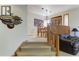 Bedroom - 1385 Mountain Avenue, Kelowna, BC V1Y7H3 Photo 9